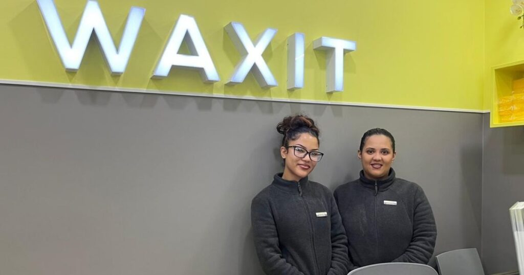qualified therapists at waxit