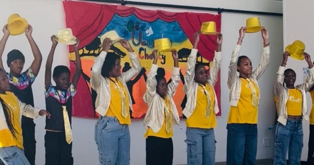 kids putting on a show